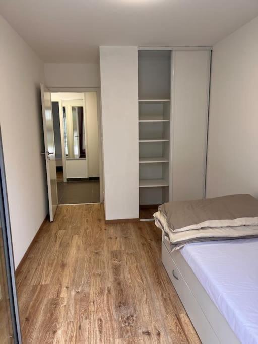 Appartement Red Jardin Tres Calme 생루이 외부 사진